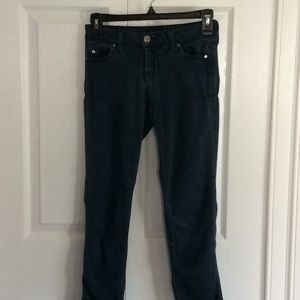Distressed soft skinny jean